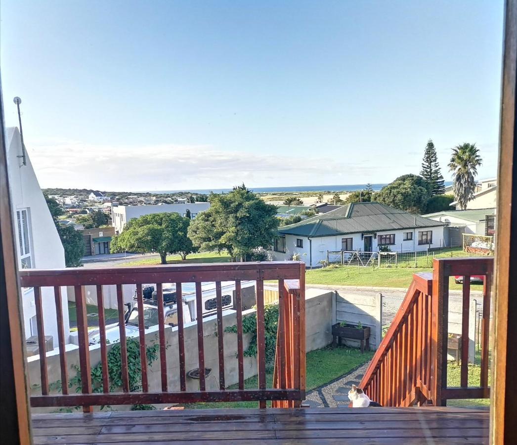 Chilli Moon B&B Stilbaai Esterno foto