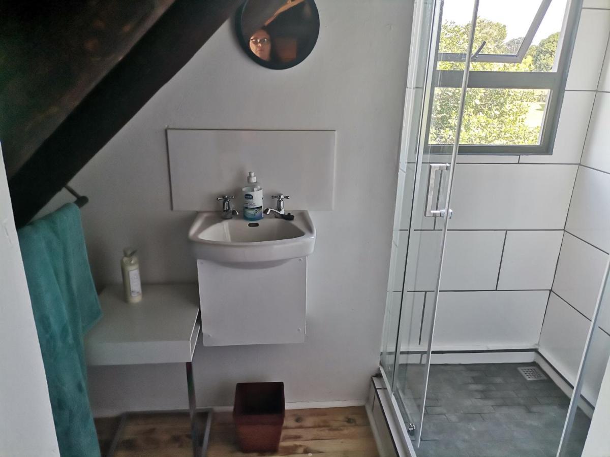 Chilli Moon B&B Stilbaai Esterno foto