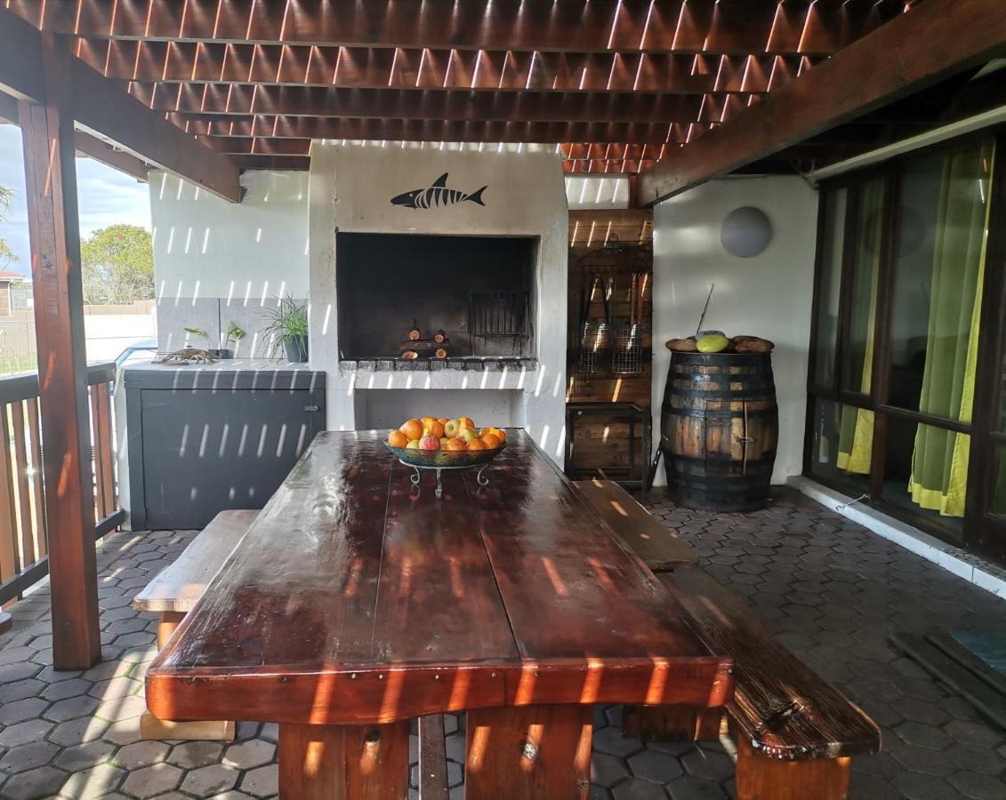 Chilli Moon B&B Stilbaai Esterno foto